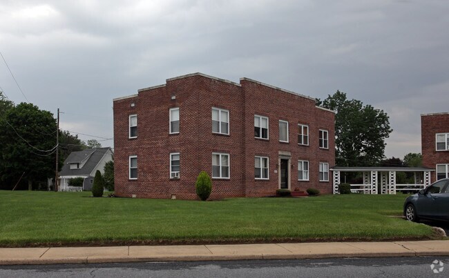 Building Photo - 18-20 Apples Church Rd
