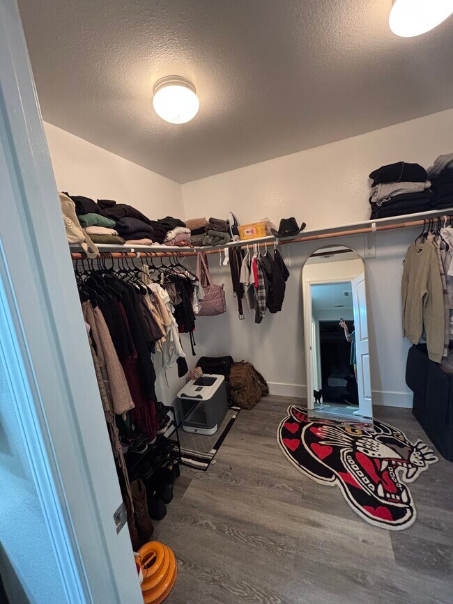 Building Photo - 1230 Baylor Way