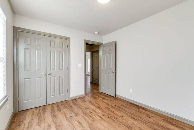 Building Photo - 2412 NW 40th St