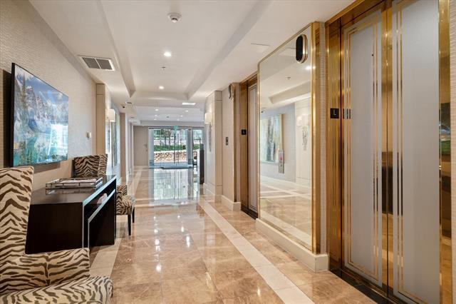 Building Photo - 3225 Turtle Creek Blvd