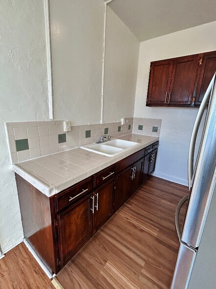 Building Photo - 1523 N McCadden Pl