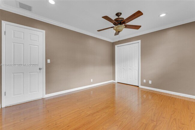 Building Photo - 601 N 44th Ave