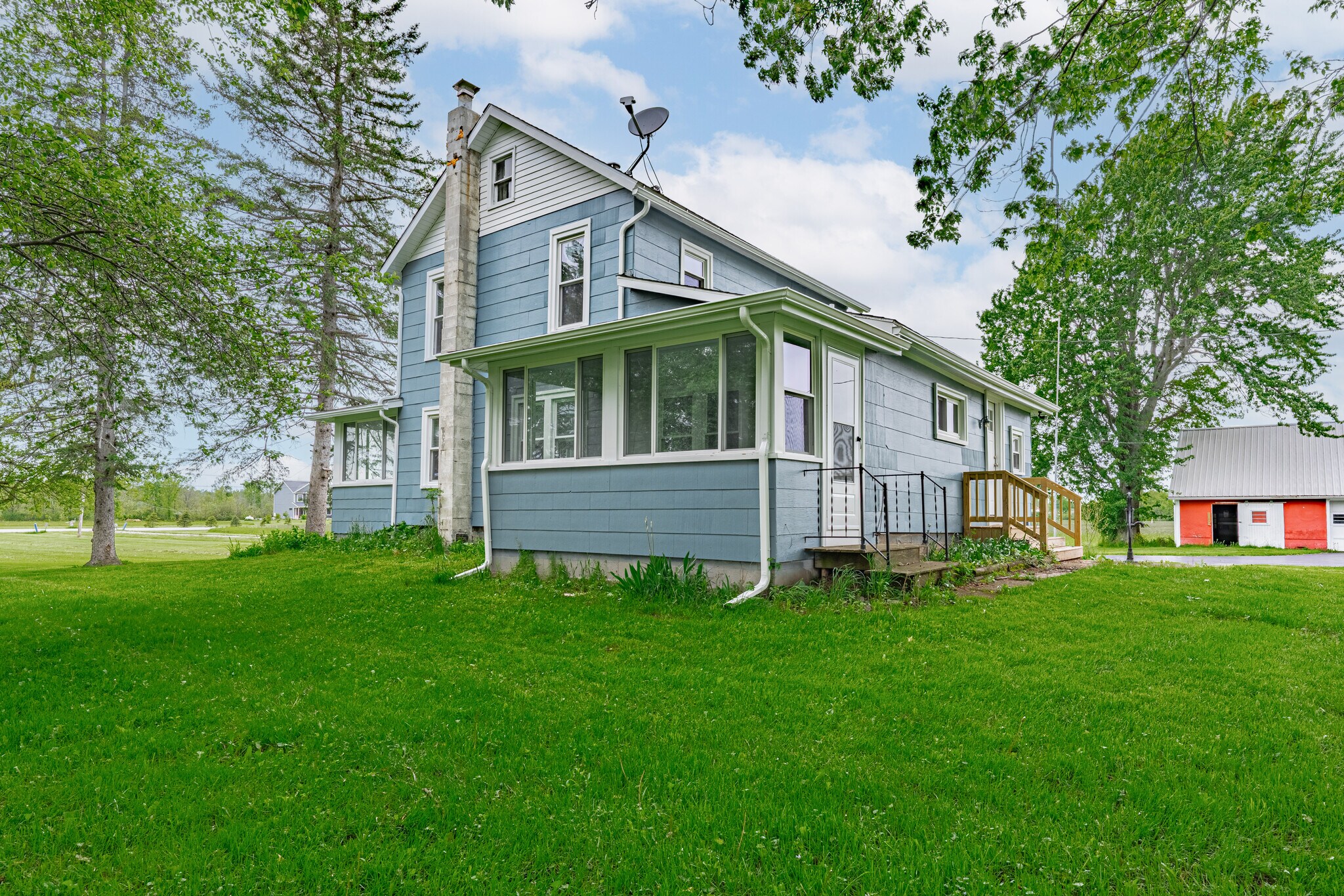 Building Photo - 5369 Royalton Center Rd