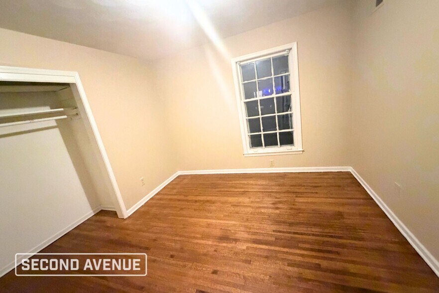 Building Photo - 3088 Lynchburg St