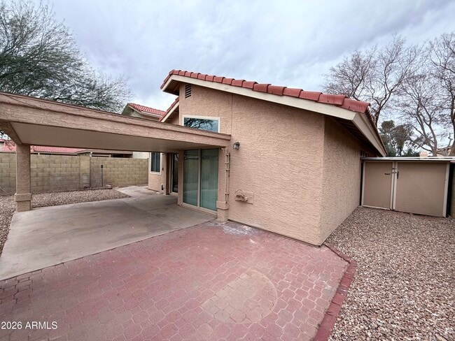 Building Photo - 2307 W Gail Dr