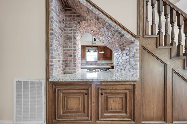 Building Photo - 1807 Brookchester Dr
