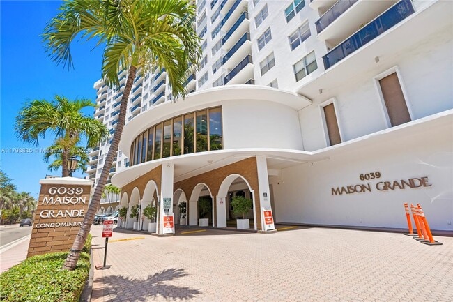 Building Photo - 6039 Collins Ave