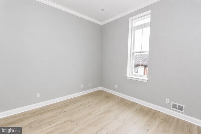 Building Photo - 23 E Union St