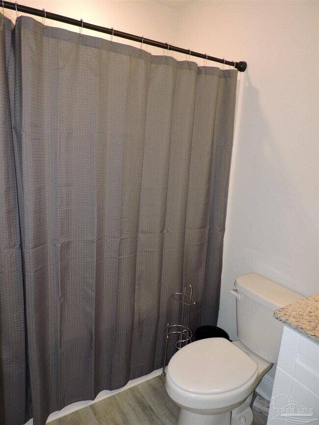 Building Photo - 7170 Village Ln