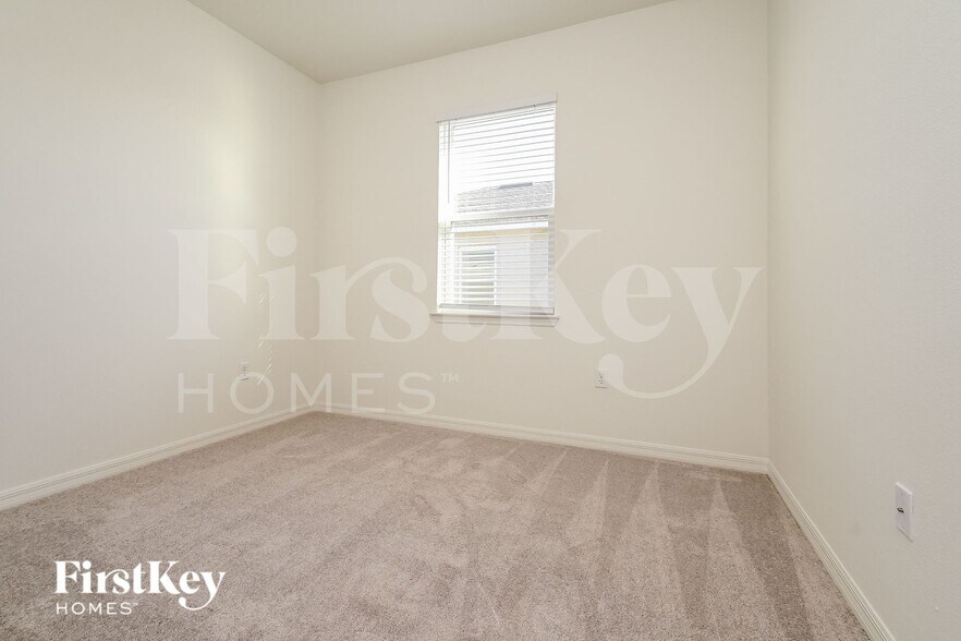 Building Photo - 209 Windsor Reserve Dr