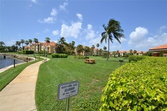 Building Photo - 160 Yacht Club Way
