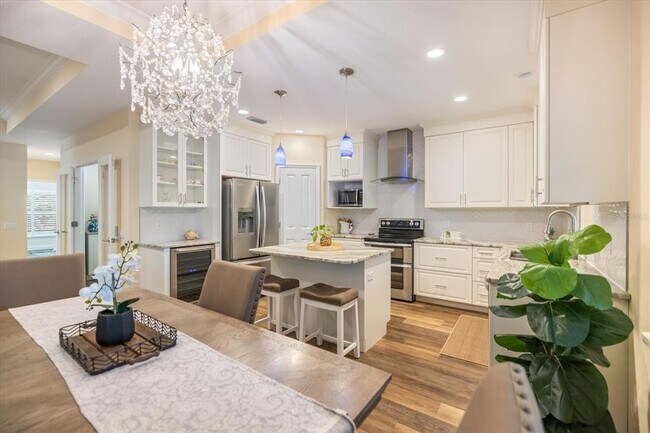 Building Photo - 2339 Datura St