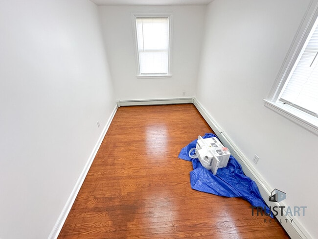 Building Photo - 3 Bedroom house in Oxford Circle, North Ea...