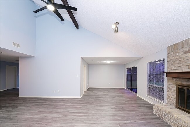 Building Photo - 2306 Wallingford Dr