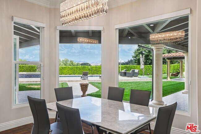 Building Photo - 27048 Triumph Ave