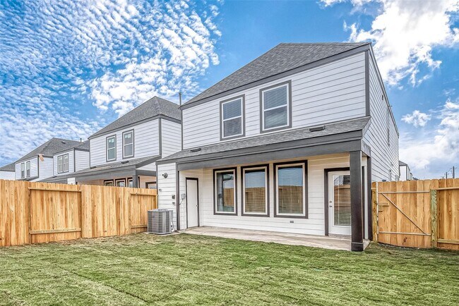 Building Photo - 3018 Skyline Mesa Dr