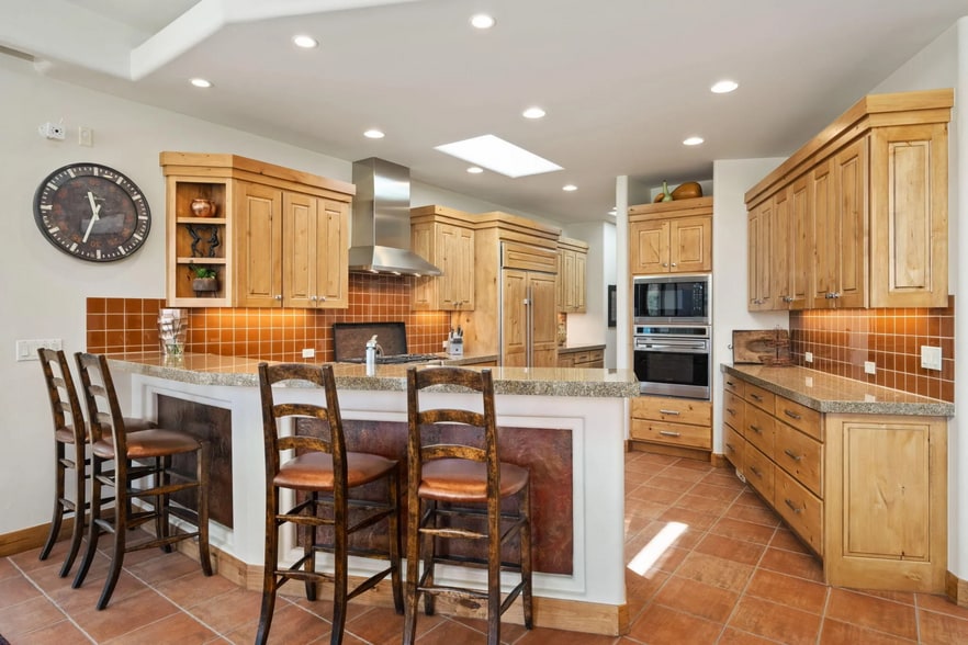Gather-Round Island With Seating for Sous Chefs - 1500 E Split Rock Dr