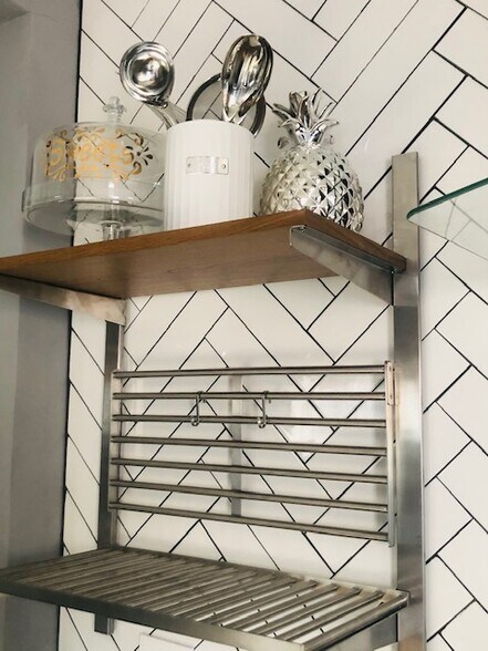 UPPer Kitchen Shelf - 1746 W 71st St