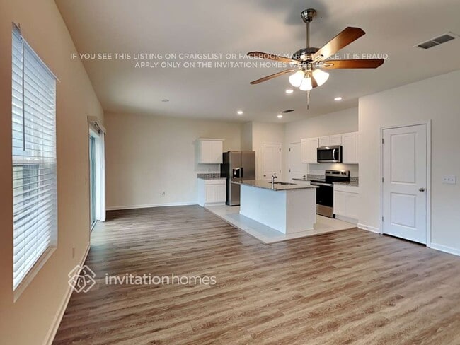 Building Photo - 2261 Litchfield Lp