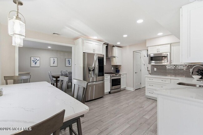 Building Photo - 16 Snowdrift Ln