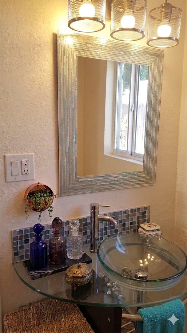 Building Photo - Historic Kensington - Charming 2bd/2ba with Bonus Room & parking - Ground floor Level
