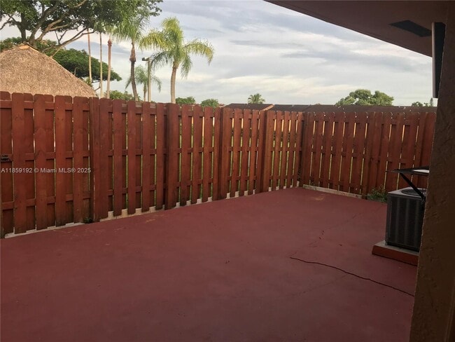 Building Photo - 8371 SW 148th Pl