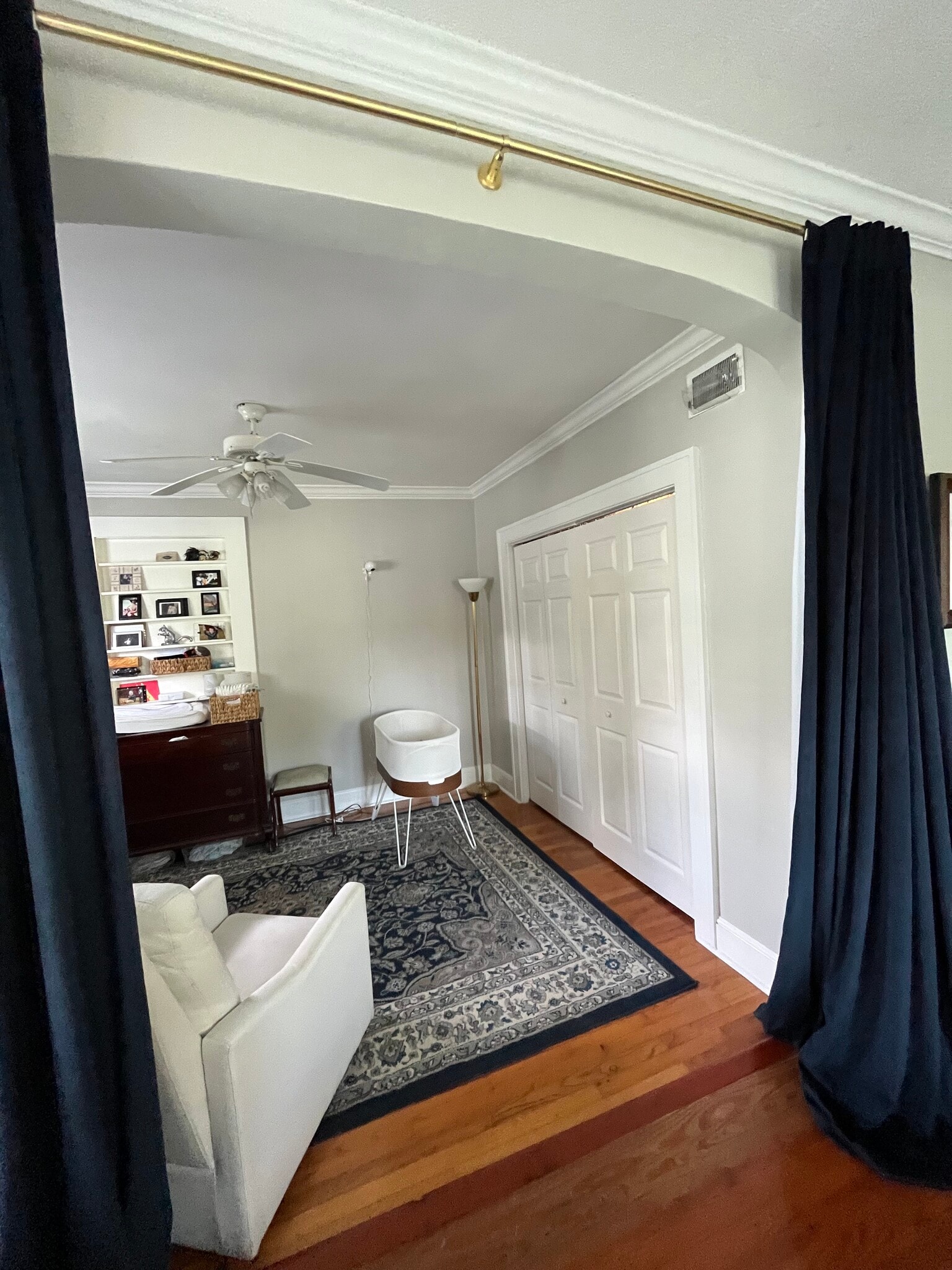 Building Photo - 718 Beard St