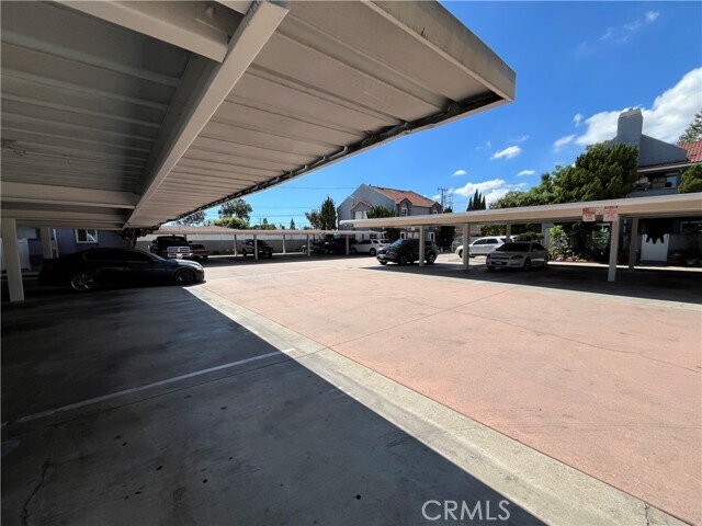 Building Photo - 14030 McClure Ave