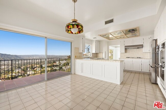 Building Photo - 1916 Rams Horn Ct