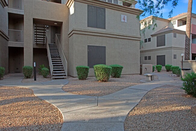 The Hawthorne Phoenix Az Apartment Finder