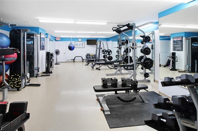 Building Photo - 4100 Galt Ocean Dr