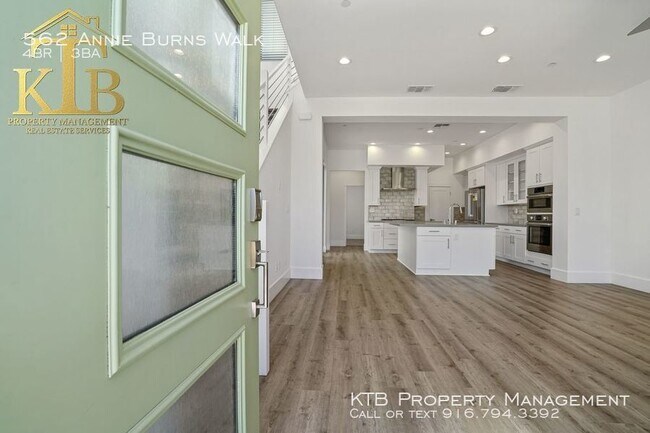 Building Photo - Brand new in Sutter's Place. Soon to be an...