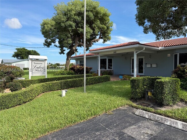 Building Photo - 2702 NW 53rd St