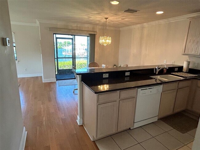 Building Photo - 608 Yardarm Dr