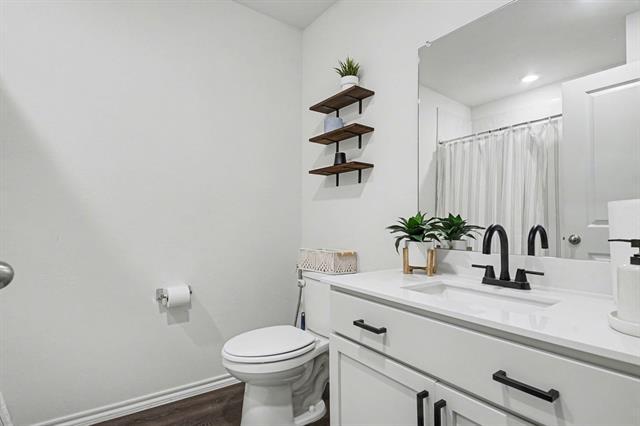 Building Photo - 604 Chuck Wagon Dr