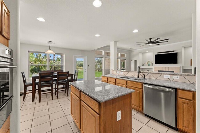 Building Photo - 2201 Improver Rd