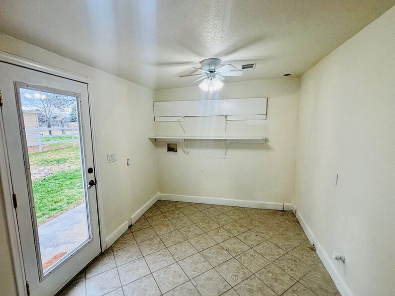 Building Photo - 41024 16th St W