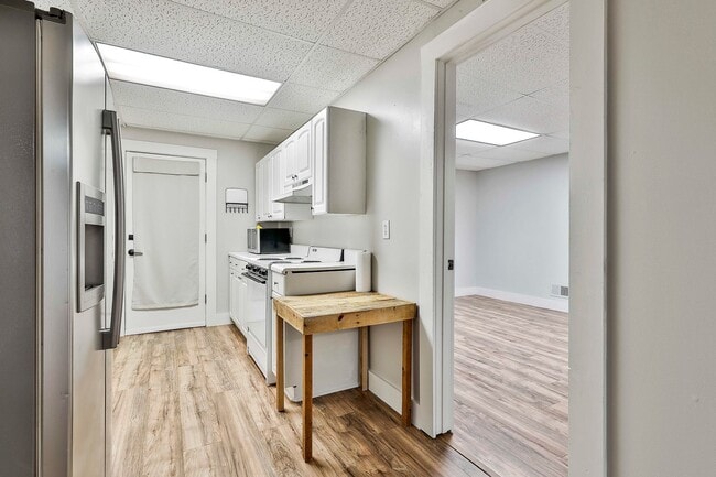 Building Photo - Sharpsburg Basement Apartment, ALL utilities included.