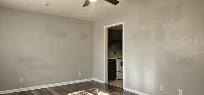 Building Photo - A - Ridgewood