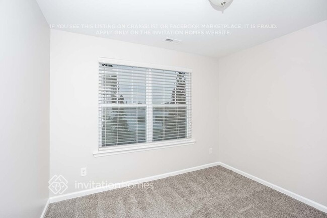 Building Photo - 890 Windy Falls Dr