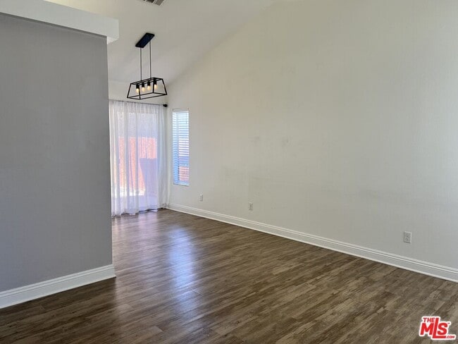 Building Photo - 11585 Pinnacle Peak Ct