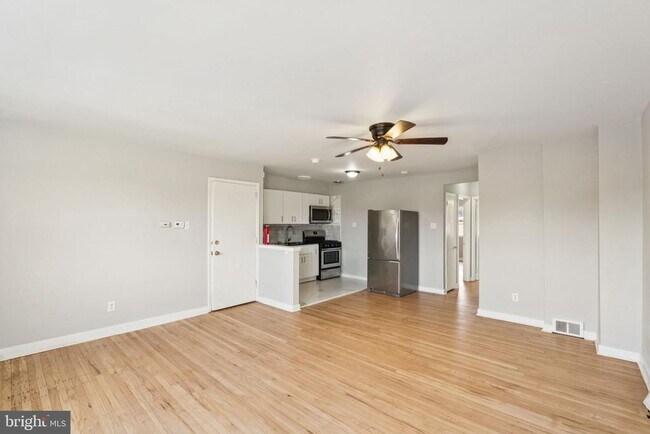 Primary Photo - 7239 Haverford Ave