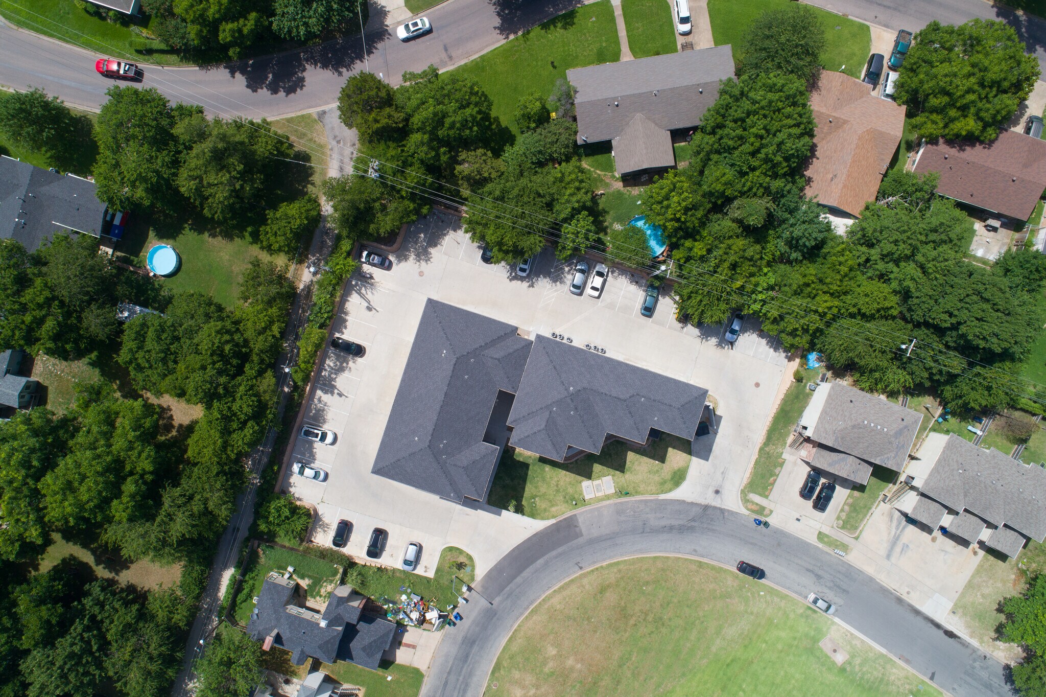 Building Photo - 1410 Park Pl