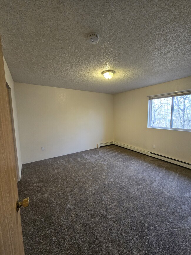 Building Photo - 77 Slater Dr