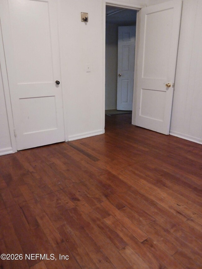 Building Photo - 1038 Bunker Hill Blvd