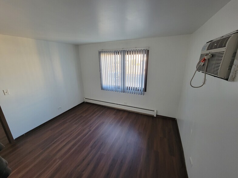 Building Photo - 2 Paxos Dr