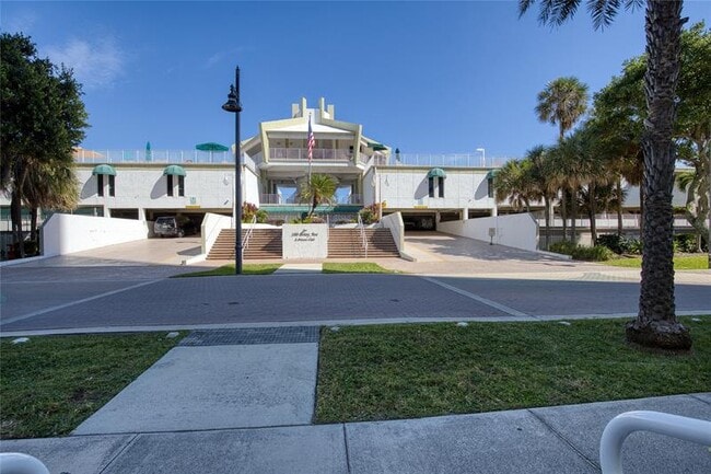 Building Photo - 111 Briny Ave