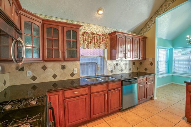 Building Photo - 14918 Appaloosa Ave