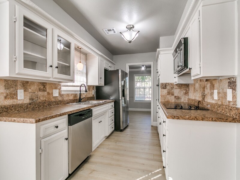 Building Photo - 7625 NW 26th St