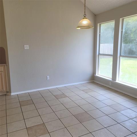 Building Photo - 312 Glen Meadow Dr